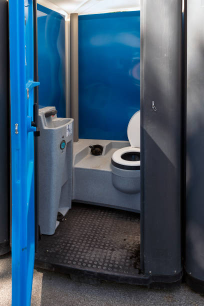 Porta potty services near me in Old Fig Garden, CA